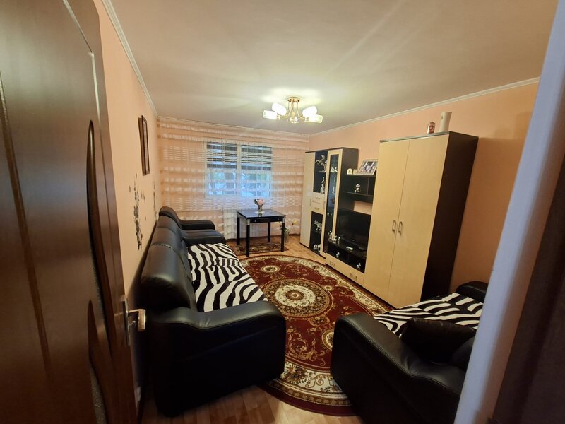 Lacul Tei, Maica Domnului vav Domino aproape Parcul Circului